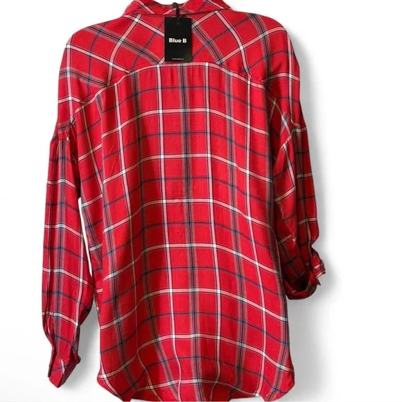 Button Down Plaid Top‎ - Picture 3 of 16